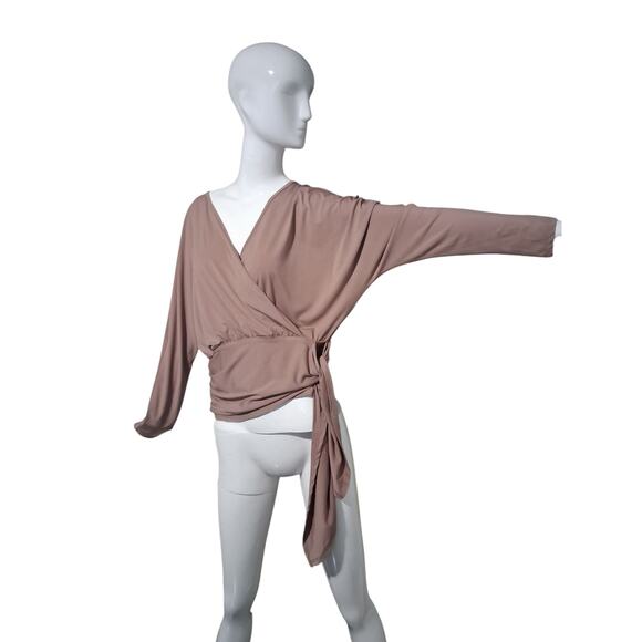 Willow & Root New Women's Medium Coquette Career Indie Surplice Side Tie Top - Picture 11 of 12